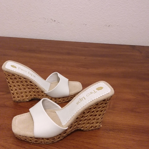 Two Lips sandals - Picture 6 of 7